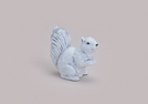 EICHHOERNCHEN AUS TON WEISS 11X6X9CM