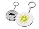 Metallbutton als Schluesselanhaenger und Flaschenoeffner.