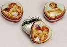 PILLENDOSE ENGELDEK.HERZF.MET.SORT.4.5X5CM
