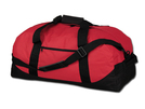 Reisetasche aus Polyester 600D mit Schultergurt. 1 Hauptfach und 1 kleines Fach, fester Boden.
