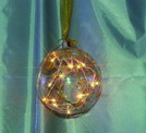 Glaskugel mit Beleuchtung, Ø10cm, gold bemalt