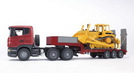 Bruder 03555 SCANIA R-Serie LKW mit Tieflader und CATERPILLAR Bulldozer