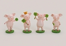 GLUECKSSCHWEIN MIT KLEEBLATT POLY 4-F.S.7-8CM