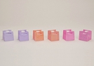 GESCHENKTUETE KARO/STREIFEN KUNSTS.6X6X6CM