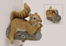 EICHHOERNCHEN Z.HAENGEN POLY 28X12X22CM