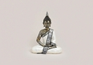 BUDDHA SITZEND WEISS/SILBER POLY 30X15X41CM